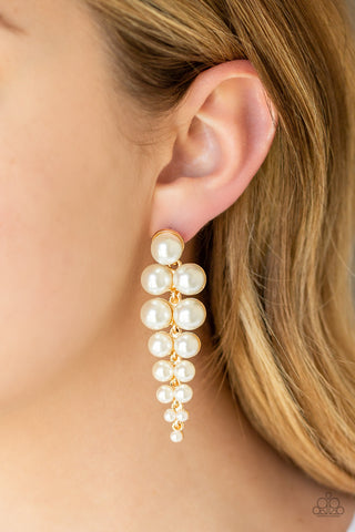 Paparazzi Accessories - Totally Tribeca - Gold Pearl Earring