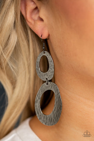 Paparazzi Accessories - Ive SHEEN It All - Black Earring