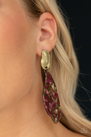 Paparazzi Accessories - Fish Out of Water - Brass Earring