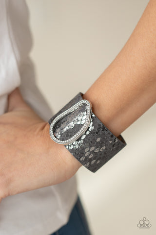 Paparazzi Accessories - HISS-tory In The Making - Silver Bracelet