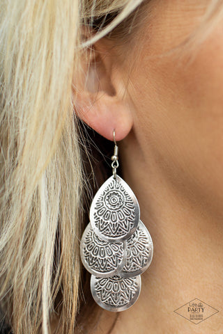 Paparazzi Accessories - A Leading Light Earring
