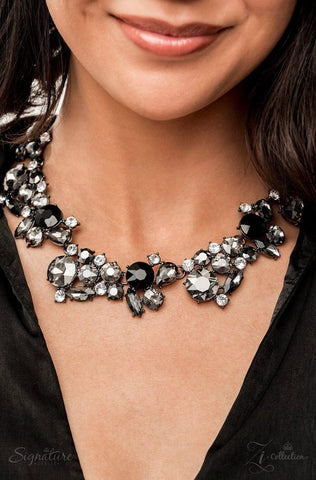 Paparazzi The Kim Necklace (2022 Signature Zi Collection)