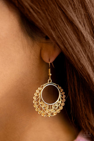 Paparazzi Accessories - Grapevine Glamorous - Gold Earring