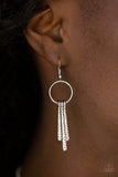 Paparazzi Accessories  -  Metallic Mane - Silver Neckalce