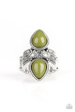 PAPARAZZI NEW AGE LEADER - GREEN RING