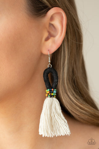 Paparazzi Accessories  - The Dustup - Black Earring